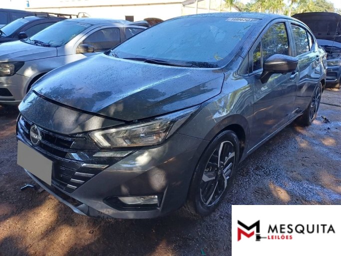 NISSAN VERSA 25/26