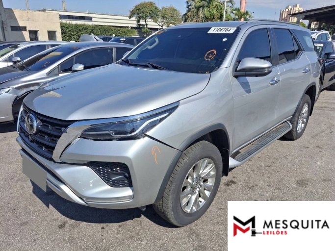 TOYOTA HILUX SW4 22/22