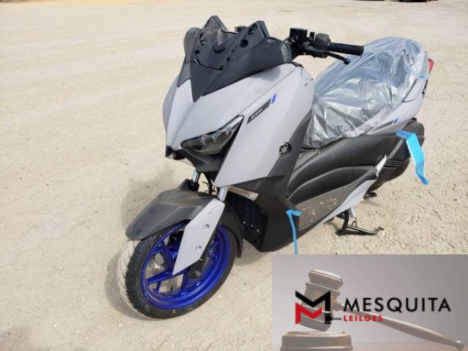 YAMAHA XMAX 22/22