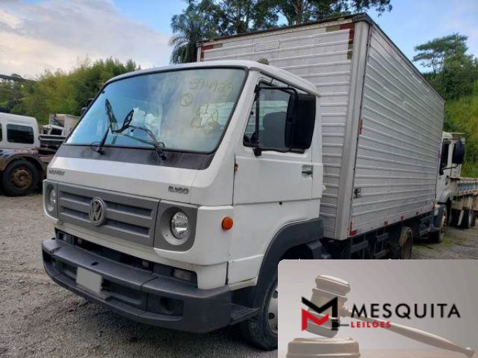 VOLKSWAGEN DELIVERY 8-160 15/15