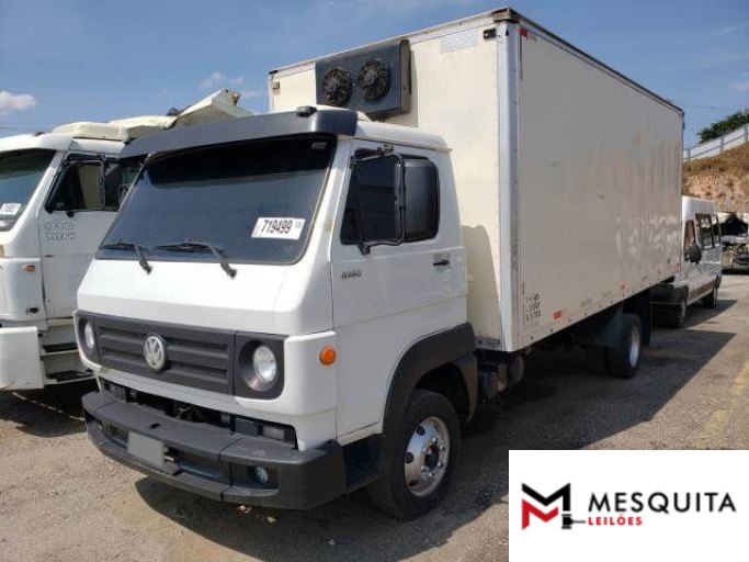 VOLKSWAGEN DELIVERY 9-160 12/13