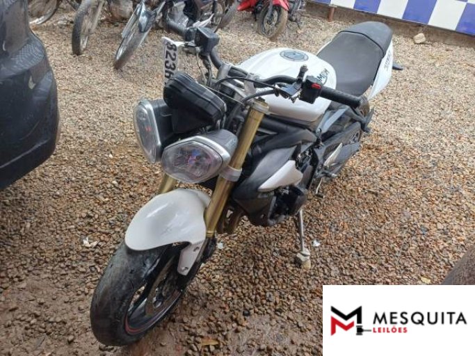 TRIUMPH STREET TRIPLE 17/17