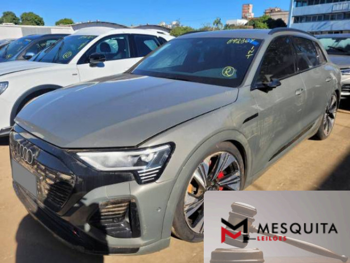 AUDI Q8 E-TRON 23/24