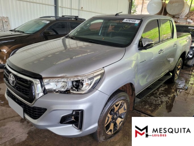 TOYOTA HILUX CD 20/21